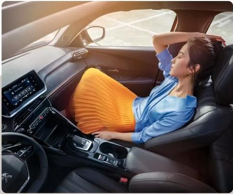 ?车内“炸弹”，，，，，，，，一定要小心这些隐形“杀手”